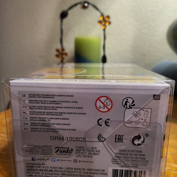 PEZ Pez Girl 2019 Fall Convention Exclusive Funko Pop - Picture 6 of 6